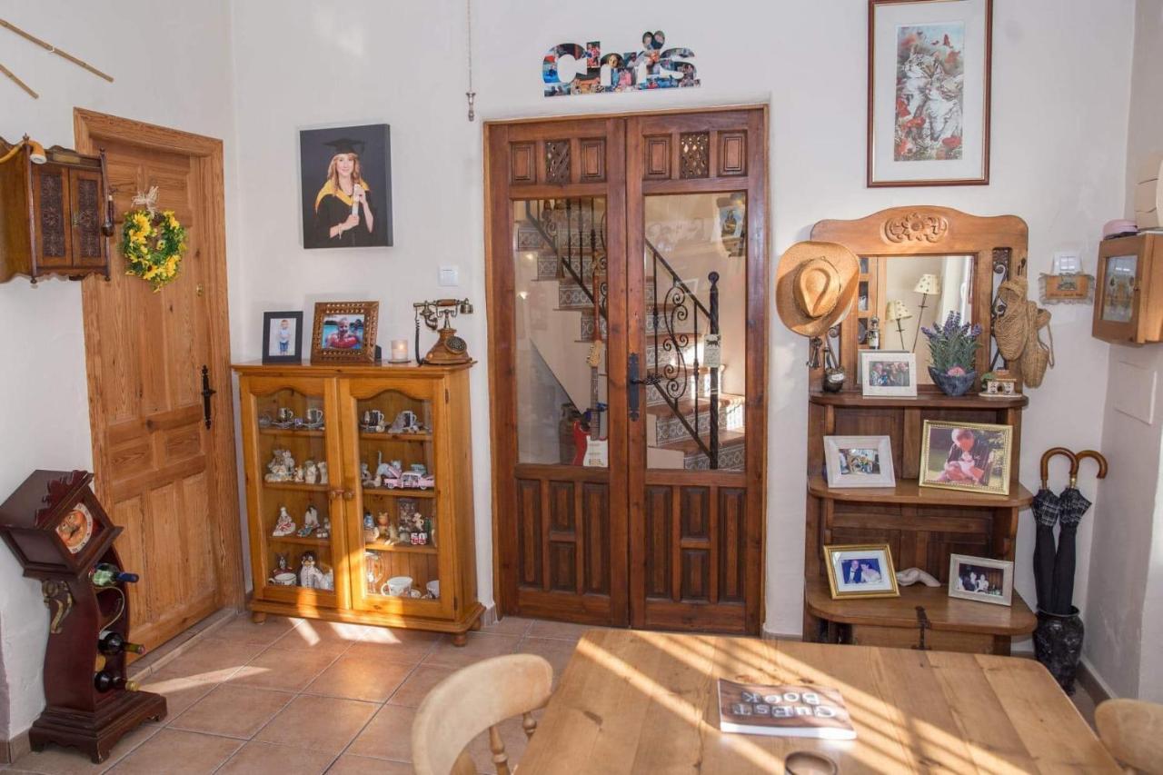 المرية Los Giles Bed And Breakfast المظهر الخارجي الصورة